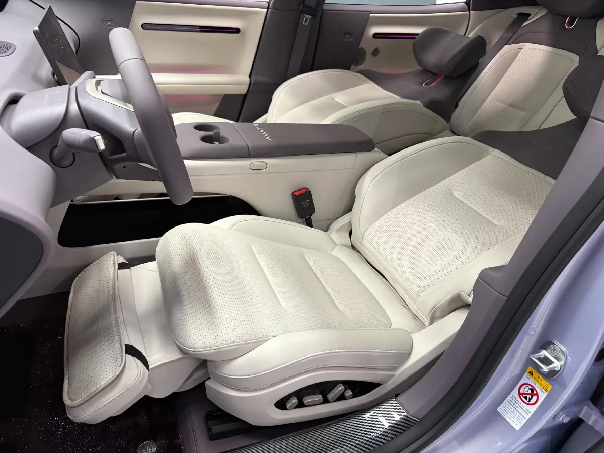 2025 Avatr 06 REEV 156HP REEV,autocango,china used car exporter,china ev exporter,chinese used car exporter,chinese used ev exporter