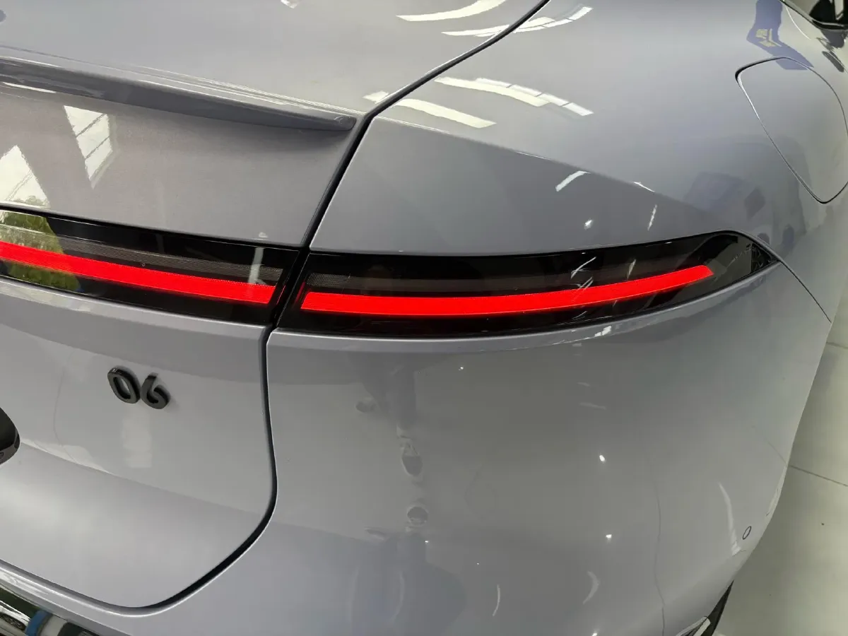 2025 Avatr 06 REEV 156HP REEV,autocango,china used car exporter,china ev exporter,chinese used car exporter,chinese used ev exporter
