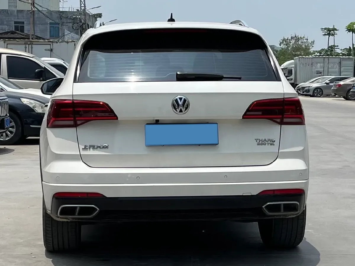 2019 MINI MINI 1.5T 102HP L3 7DCT,autocango,china used car exporter,china ev exporter,chinese used car exporter,chinese used ev exporter