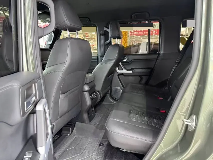 2024 212 212 T01 2.0T 252HP L4 8AT,autocango,china used car exporter,china ev exporter,chinese used car exporter,chinese used ev exporter