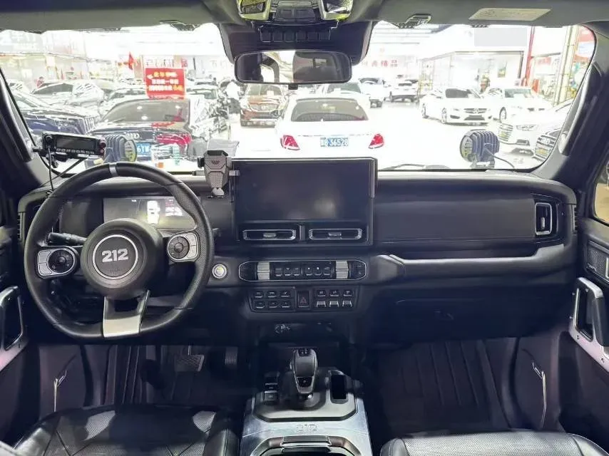 2024 212 212 T01 2.0T 252HP L4 8AT,autocango,china used car exporter,china ev exporter,chinese used car exporter,chinese used ev exporter