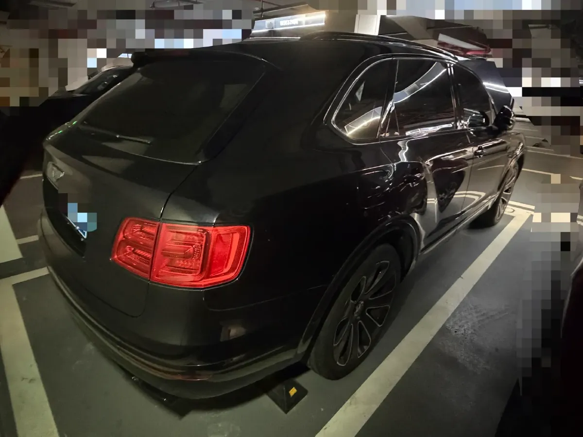 2018 Bentley Bentayga 4.0T 550HP V8 8AT,autocango,china used car exporter,china ev exporter,chinese used car exporter,chinese used ev exporter