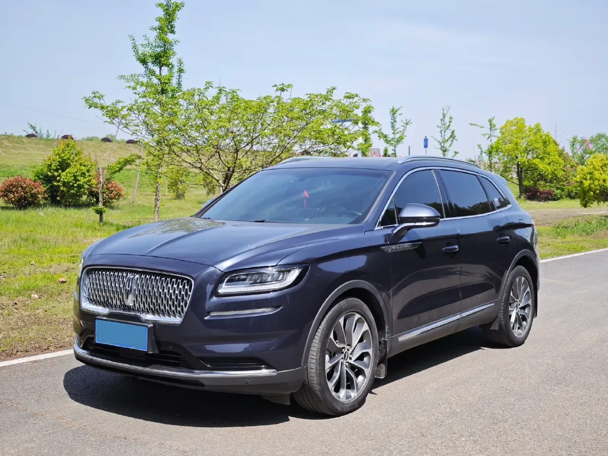 2021 Lincoln Nautilus 2.0T 245HP L4 8AT,autocango,china used car exporter,china ev exporter,chinese used car exporter,chinese used ev exporter