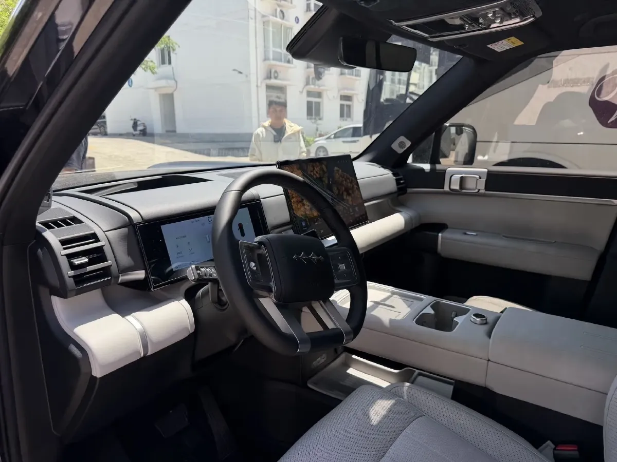 2025 FangChengBao Tai 7 1.5T 156HP L4 E-CVT PHEV,autocango,china used car exporter,china ev exporter,chinese used car exporter,chinese used ev exporter