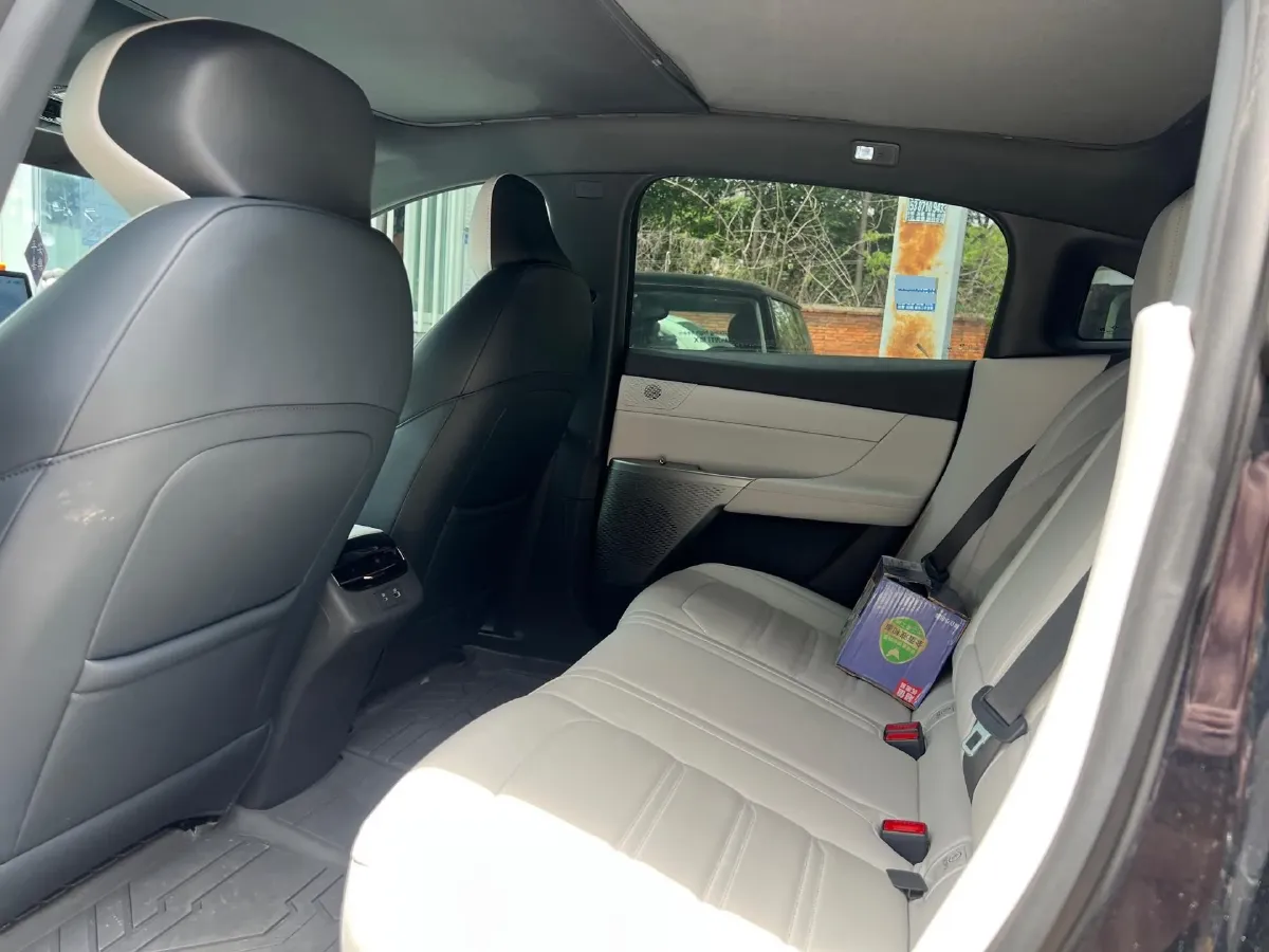 2024 DongFeng eπ eπ007 REEV 105HP REEV 28.4KWH,autocango,china used car exporter,china ev exporter,chinese used car exporter,chinese used ev exporter