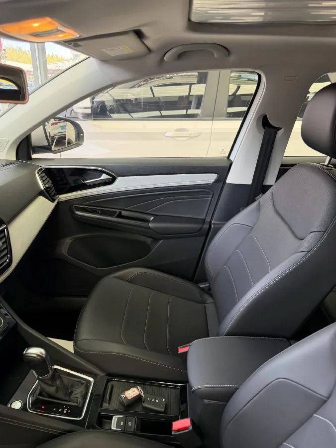 2022 Jetta VS5 1.4T 150HP L4 6AT,autocango,china used car exporter,china ev exporter,chinese used car exporter,chinese used ev exporter