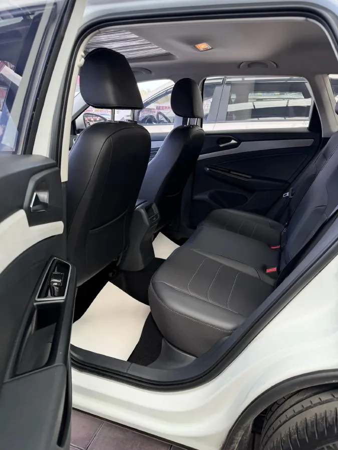 2022 Jetta VS5 1.4T 150HP L4 6AT,autocango,china used car exporter,china ev exporter,chinese used car exporter,chinese used ev exporter