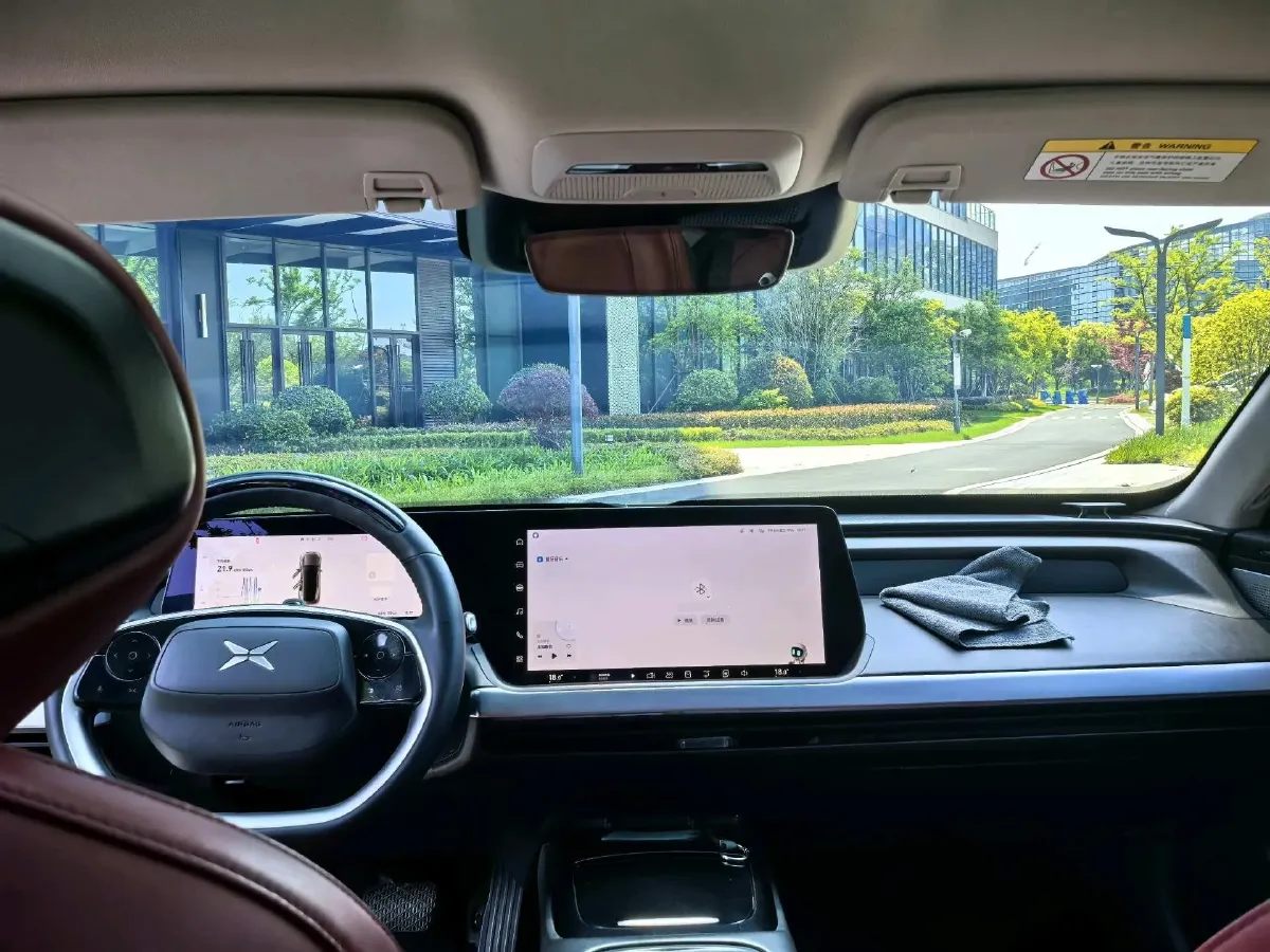 2021 Xpeng P7 BEV 60.2KWH,autocango,china used car exporter,china ev exporter,chinese used car exporter,chinese used ev exporter
