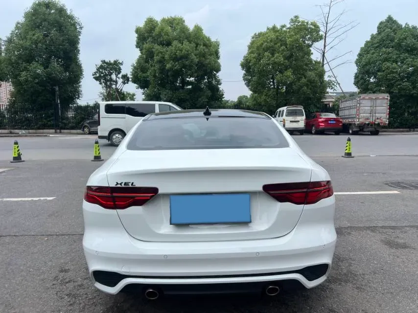 2021 Jaguar XEL 2.0T 250HP L4 8AT,autocango,china used car exporter,china ev exporter,chinese used car exporter,chinese used ev exporter