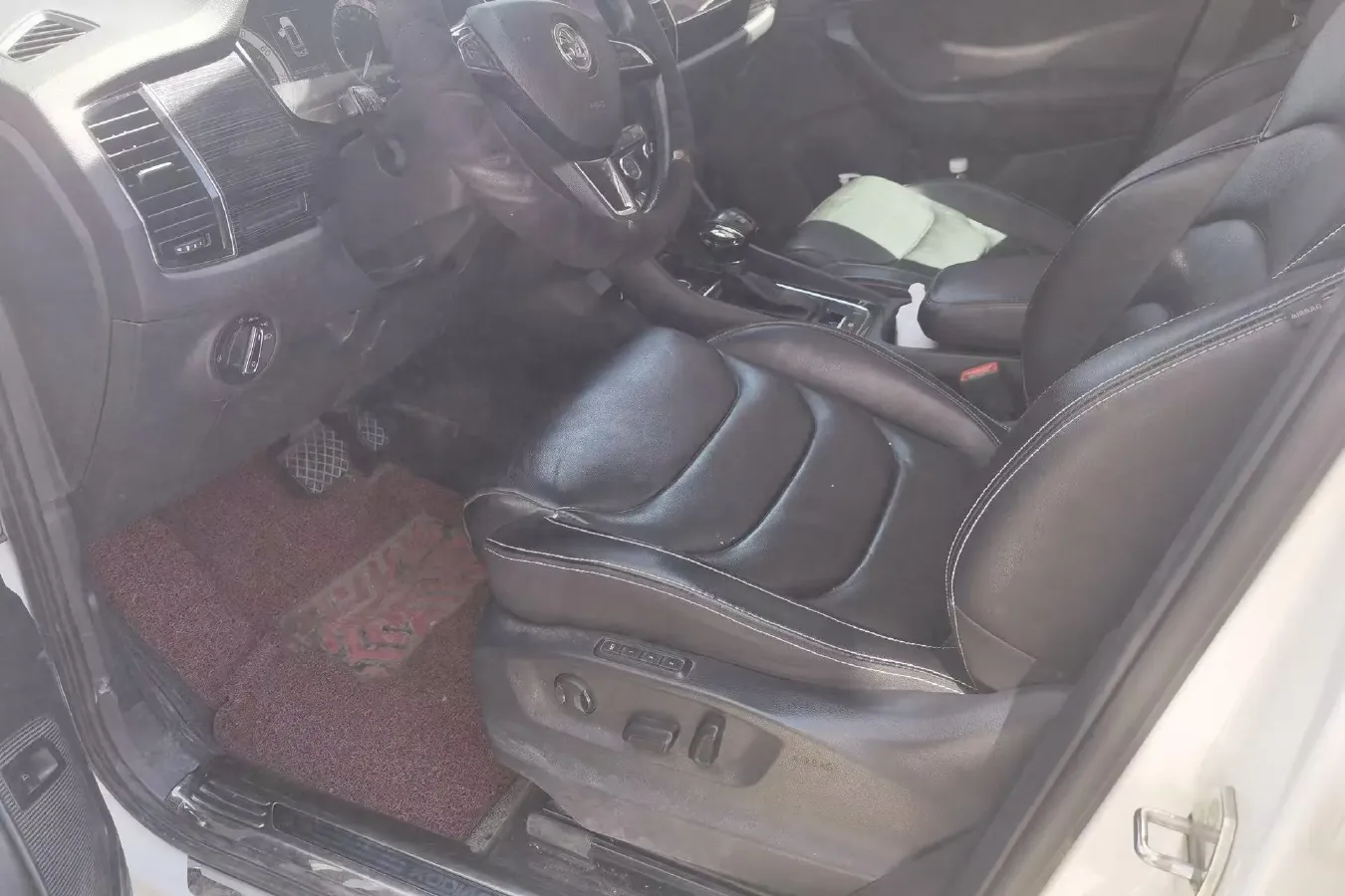 2018 Skoda Kodiak 2.0T 186HP L4 7DCT,autocango,china used car exporter,china ev exporter,chinese used car exporter,chinese used ev exporter