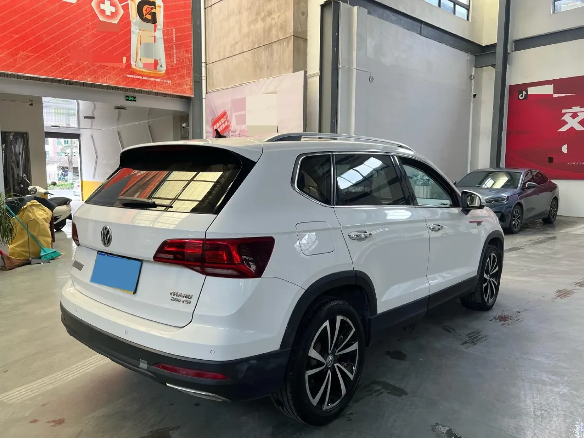 2019 MINI MINI 1.5T 102HP L3 7DCT,autocango,china used car exporter,china ev exporter,chinese used car exporter,chinese used ev exporter