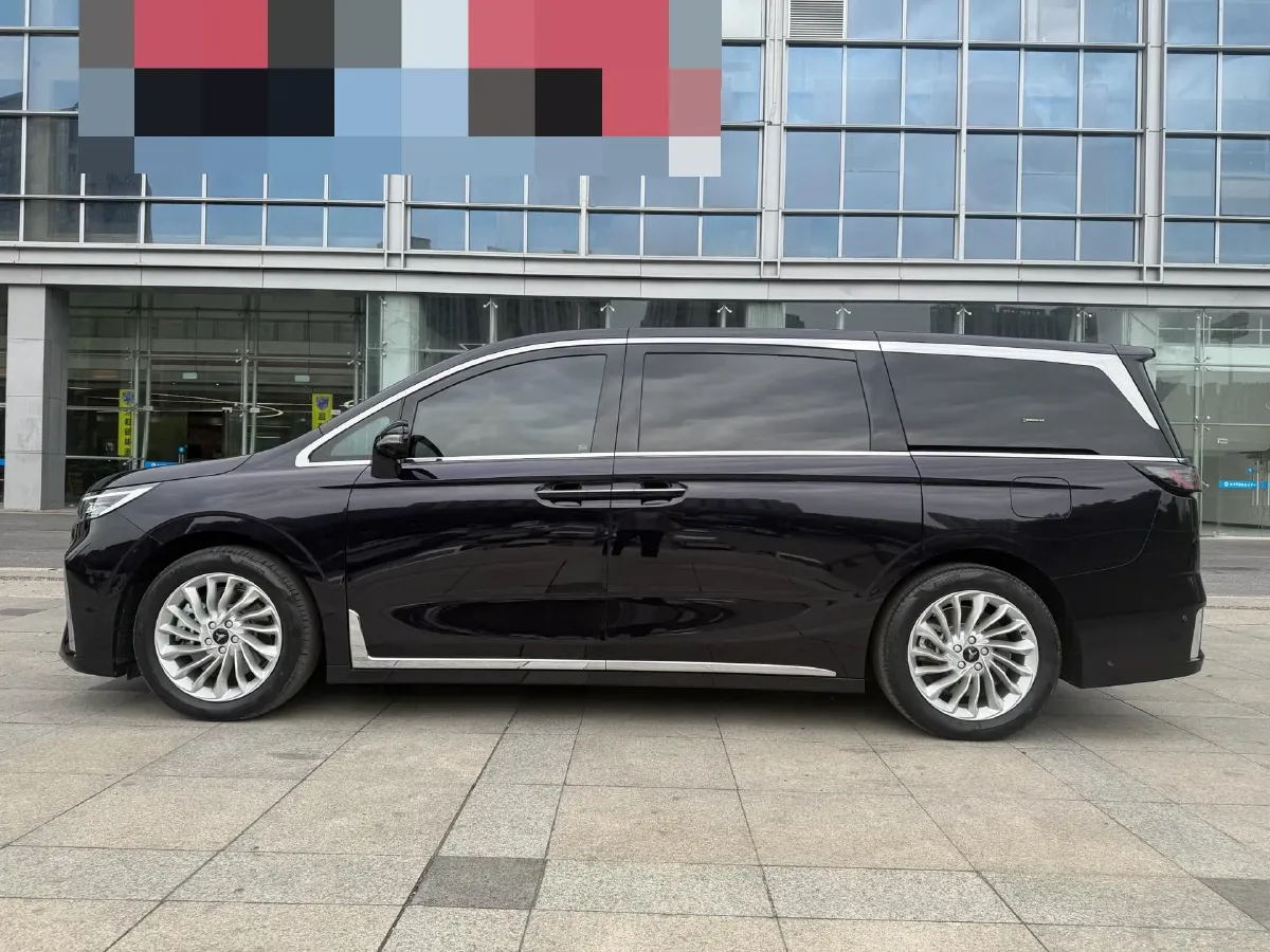 2024 Voyah Dream 1.5T 150HP L4 PHEV 43KWH,autocango,china used car exporter,china ev exporter,chinese used car exporter,chinese used ev exporter