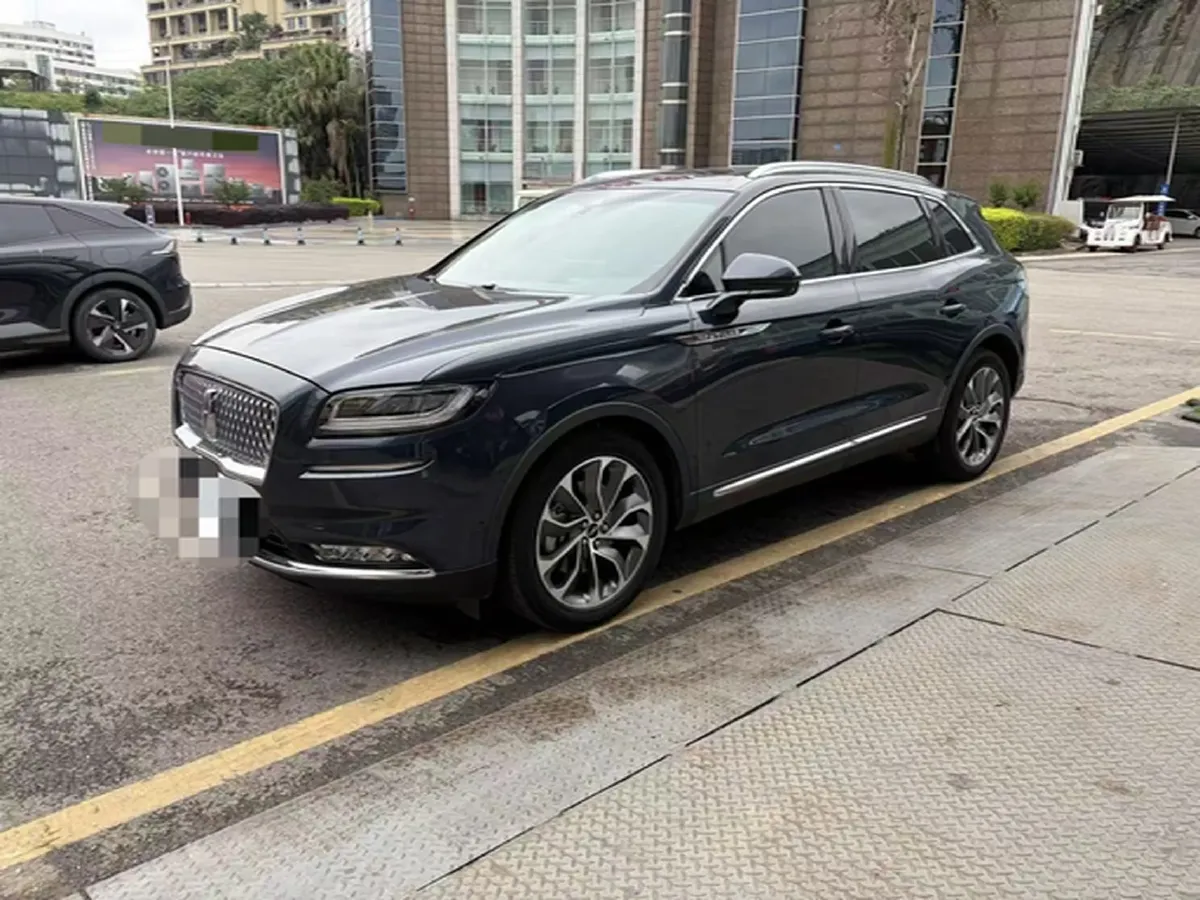 2021 Lincoln Nautilus 2.0T 245HP L4 8AT,autocango,china used car exporter,china ev exporter,chinese used car exporter,chinese used ev exporter