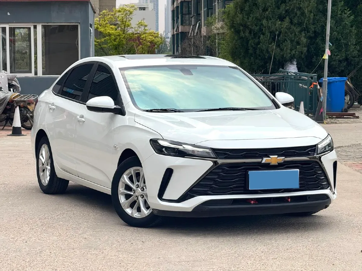 2023 Chevrolet Monza 1.5L 113HP L4 6DCT,autocango,china used car exporter,china ev exporter,chinese used car exporter,chinese used ev exporter