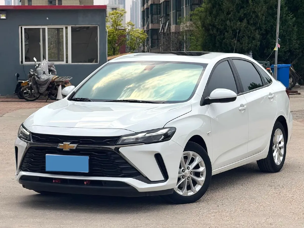 2023 Chevrolet Monza 1.5L 113HP L4 6DCT,autocango,china used car exporter,china ev exporter,chinese used car exporter,chinese used ev exporter