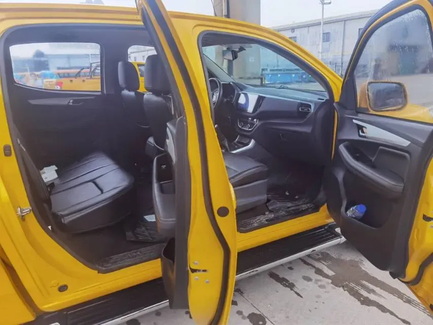 2020 Isuzu Jim 2.8T 120HP L4 5MT,autocango,china used car exporter,china ev exporter,chinese used car exporter,chinese used ev exporter