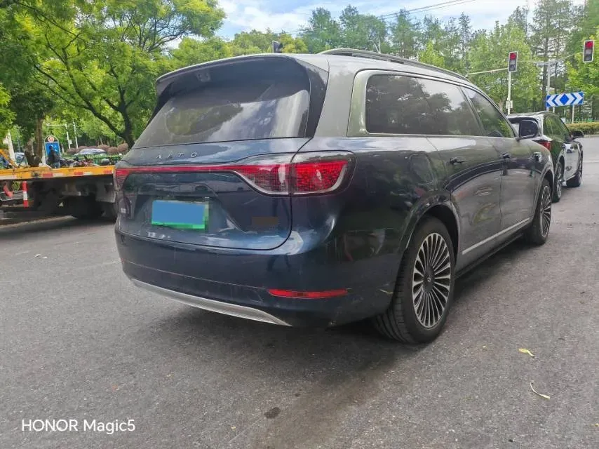 2025 AITO AITO M9 REEV 160HP REEV 52KWH,autocango,china used car exporter,china ev exporter,chinese used car exporter,chinese used ev exporter