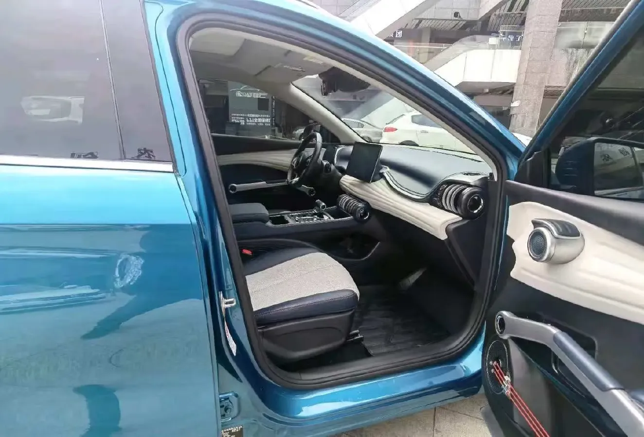 2022 Foton Grand General G7 2.0T 238HP L4 8AT,autocango,china used car exporter,china ev exporter,chinese used car exporter,chinese used ev exporter