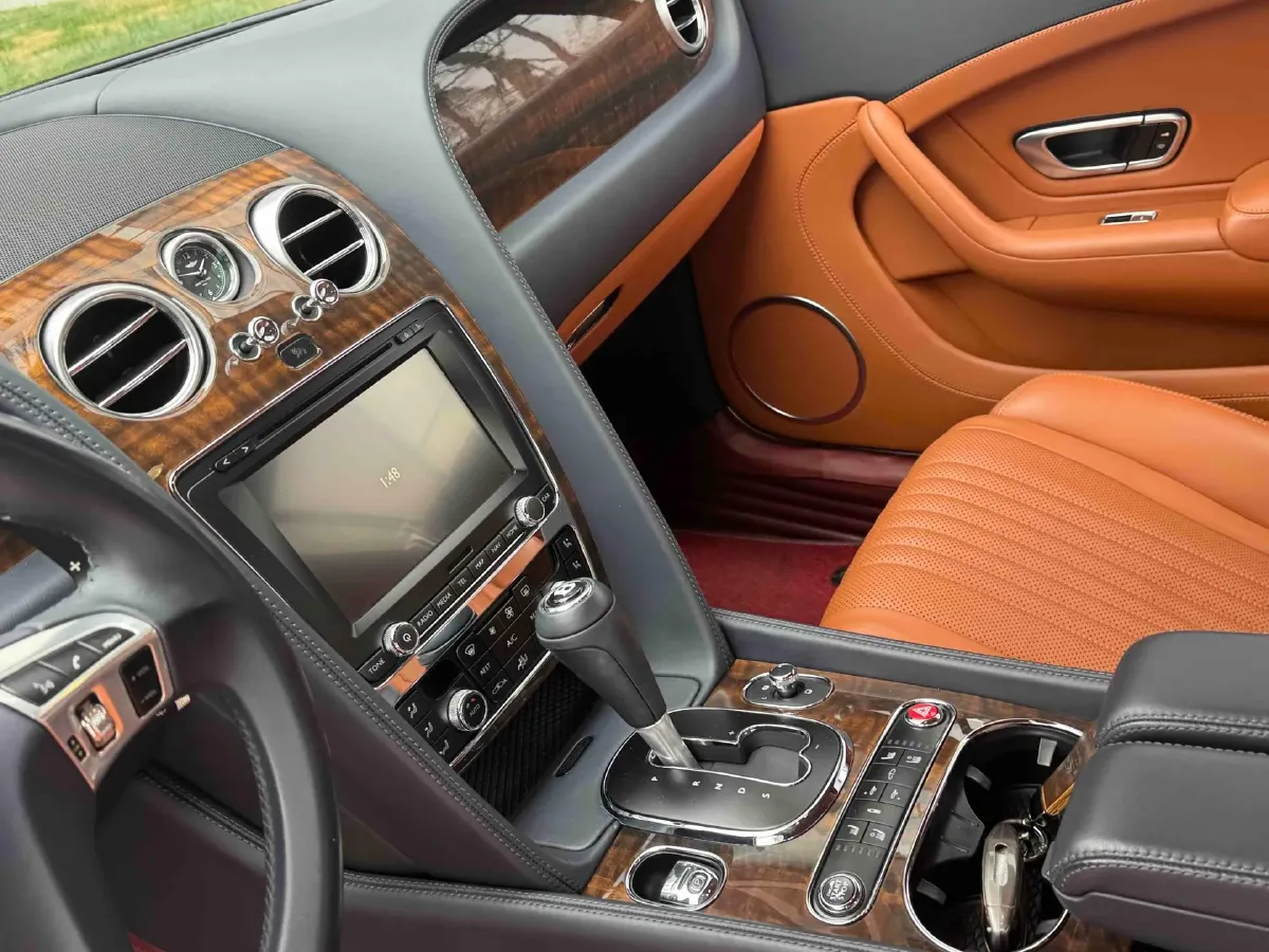 2016 Bentley Continental 4.0T 507HP V8 8AT,autocango,china used car exporter,china ev exporter,chinese used car exporter,chinese used ev exporter