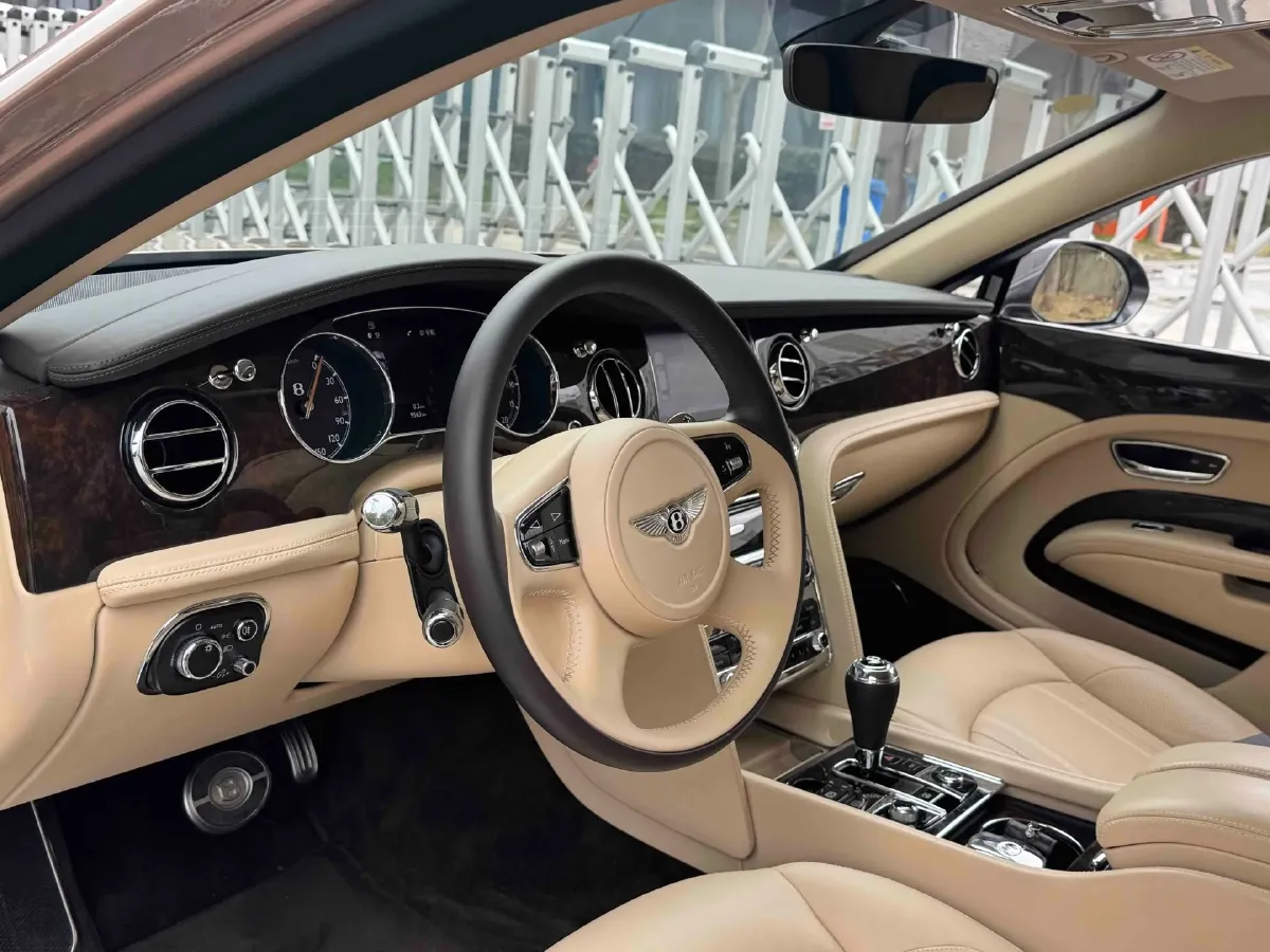 2017 Bentley Mulsanne 6.8T 513HP V8 8AT,autocango,china used car exporter,china ev exporter,chinese used car exporter,chinese used ev exporter