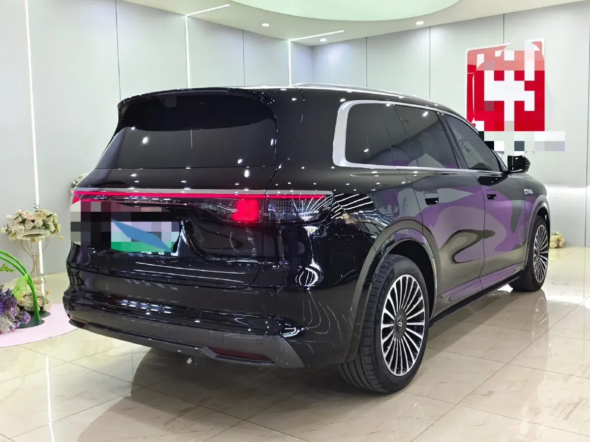 2025 AITO AITO M8 REEV 160HP REEV 37KWH,autocango,china used car exporter,china ev exporter,chinese used car exporter,chinese used ev exporter