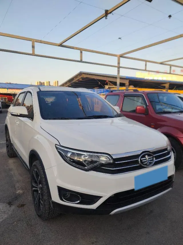 2017 FAW Senia R7 1.6L 116HP L4 6AT,autocango,china used car exporter,china ev exporter,chinese used car exporter,chinese used ev exporter