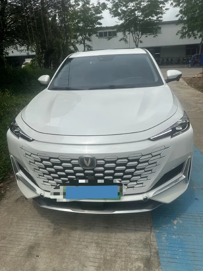 2022 Bestune T99 2.0T 224HP L4 6AT,autocango,china used car exporter,china ev exporter,chinese used car exporter,chinese used ev exporter