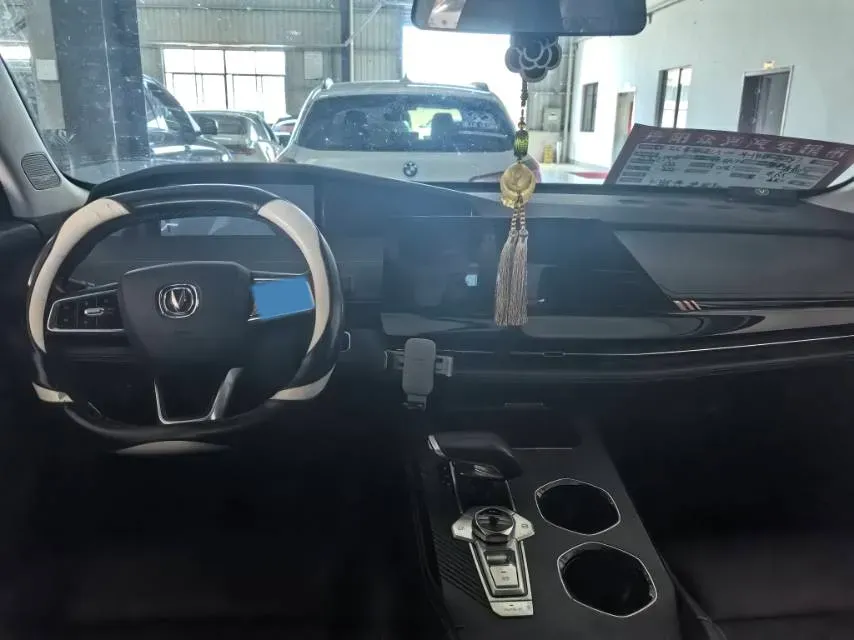 2021 ChangAn UNI-K 2.0T 233HP L4 8AT,autocango,china used car exporter,china ev exporter,chinese used car exporter,chinese used ev exporter