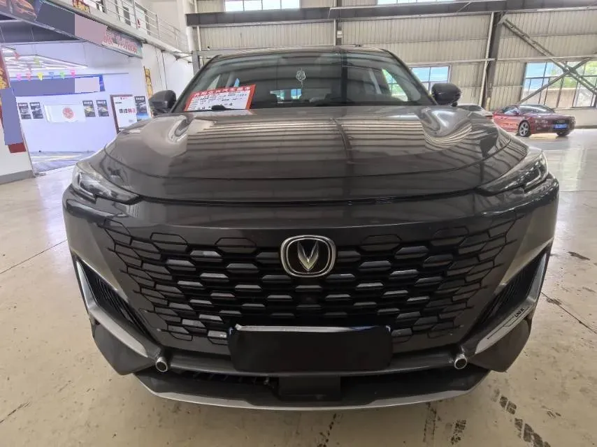 2021 ChangAn UNI-K 2.0T 233HP L4 8AT,autocango,china used car exporter,china ev exporter,chinese used car exporter,chinese used ev exporter