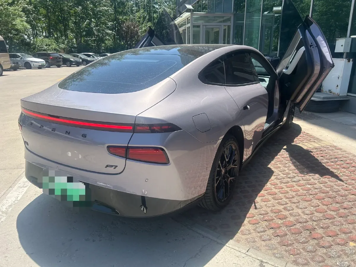 2024 Xpeng P7 BEV 86.2KWH,autocango,china used car exporter,china ev exporter,chinese used car exporter,chinese used ev exporter