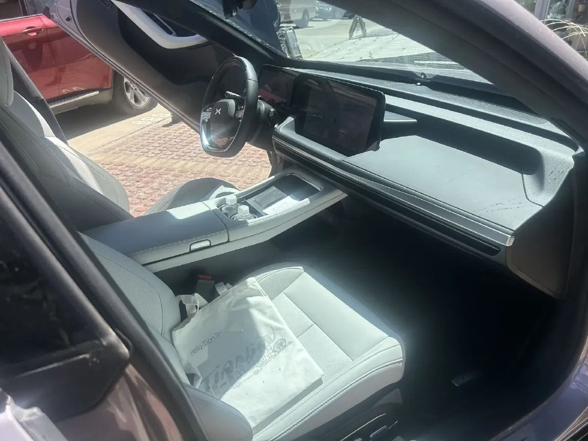 2024 Xpeng P7 BEV 86.2KWH,autocango,china used car exporter,china ev exporter,chinese used car exporter,chinese used ev exporter