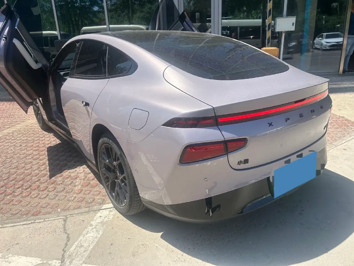 2024 Xpeng P7 BEV 86.2KWH,autocango,china used car exporter,china ev exporter,chinese used car exporter,chinese used ev exporter