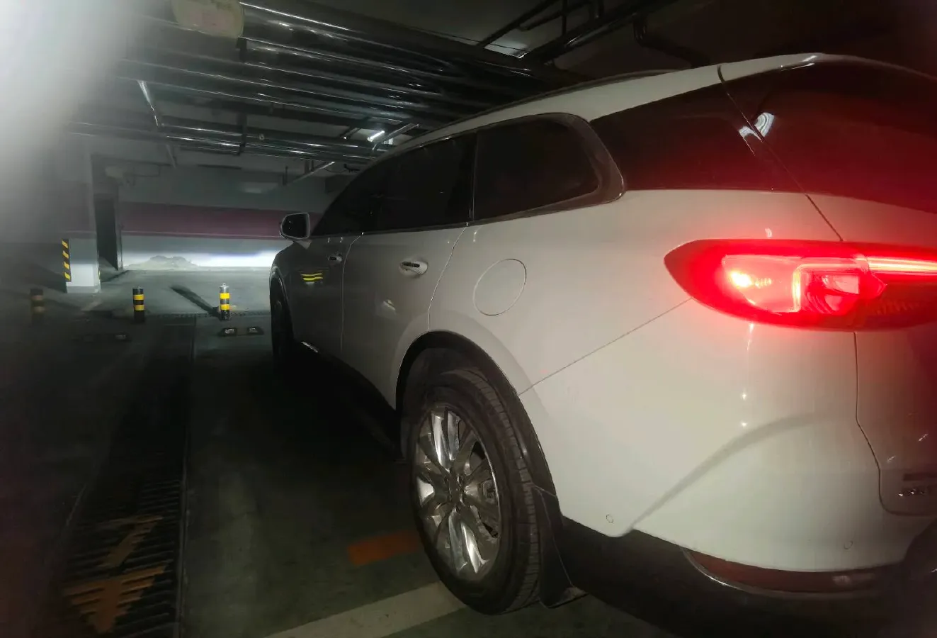 2020 Buick Enclave 2.0T 237HP L4 9AT,autocango,china used car exporter,china ev exporter,chinese used car exporter,chinese used ev exporter