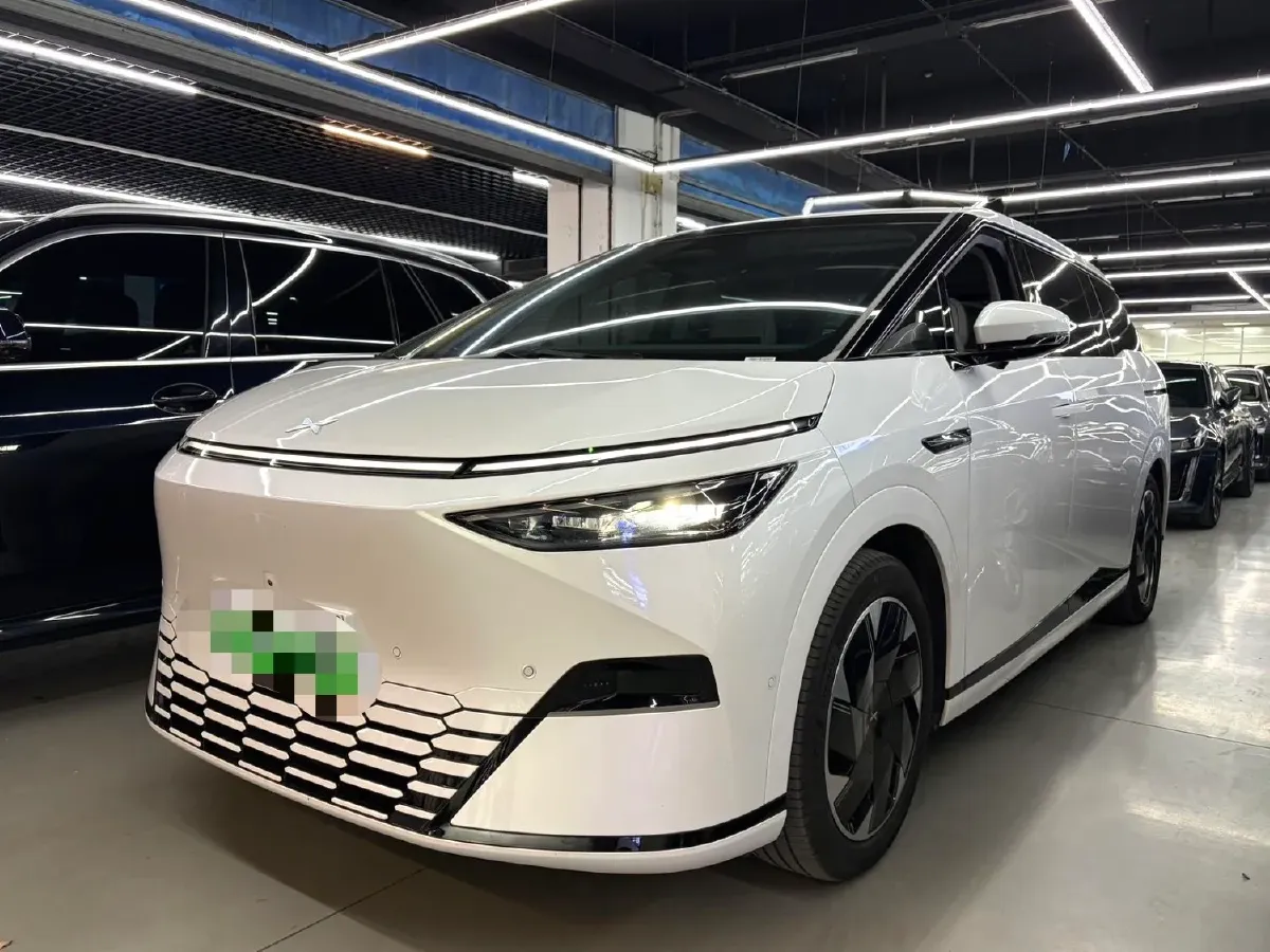 2024 Xpeng X9 BEV 101.5KWH,autocango,china used car exporter,china ev exporter,chinese used car exporter,chinese used ev exporter