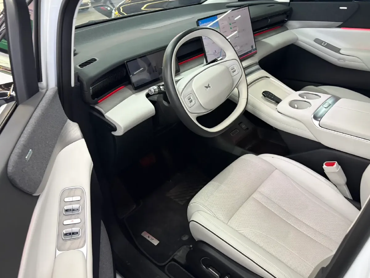 2024 Xpeng X9 BEV 101.5KWH,autocango,china used car exporter,china ev exporter,chinese used car exporter,chinese used ev exporter