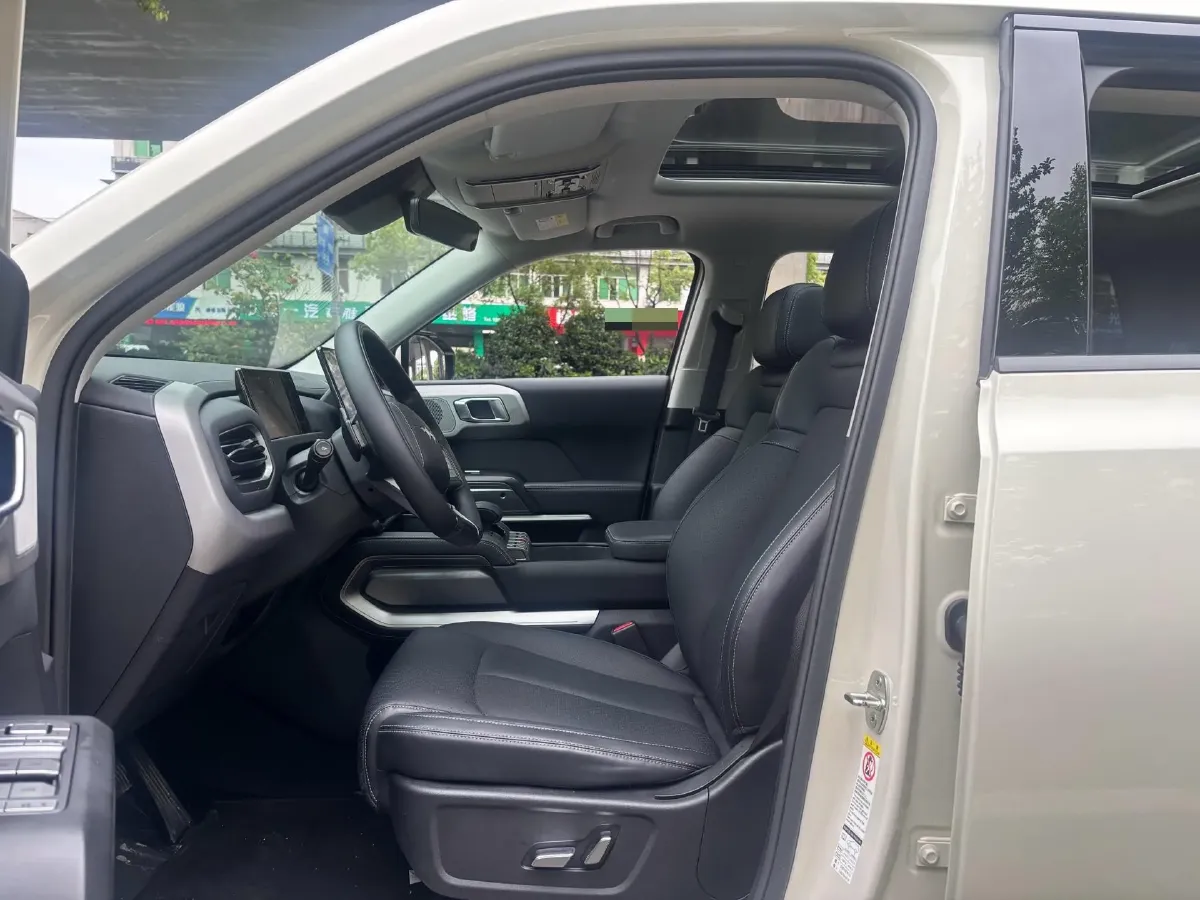 2025 FangChengBao Tai 3 BEV,autocango,china used car exporter,china ev exporter,chinese used car exporter,chinese used ev exporter