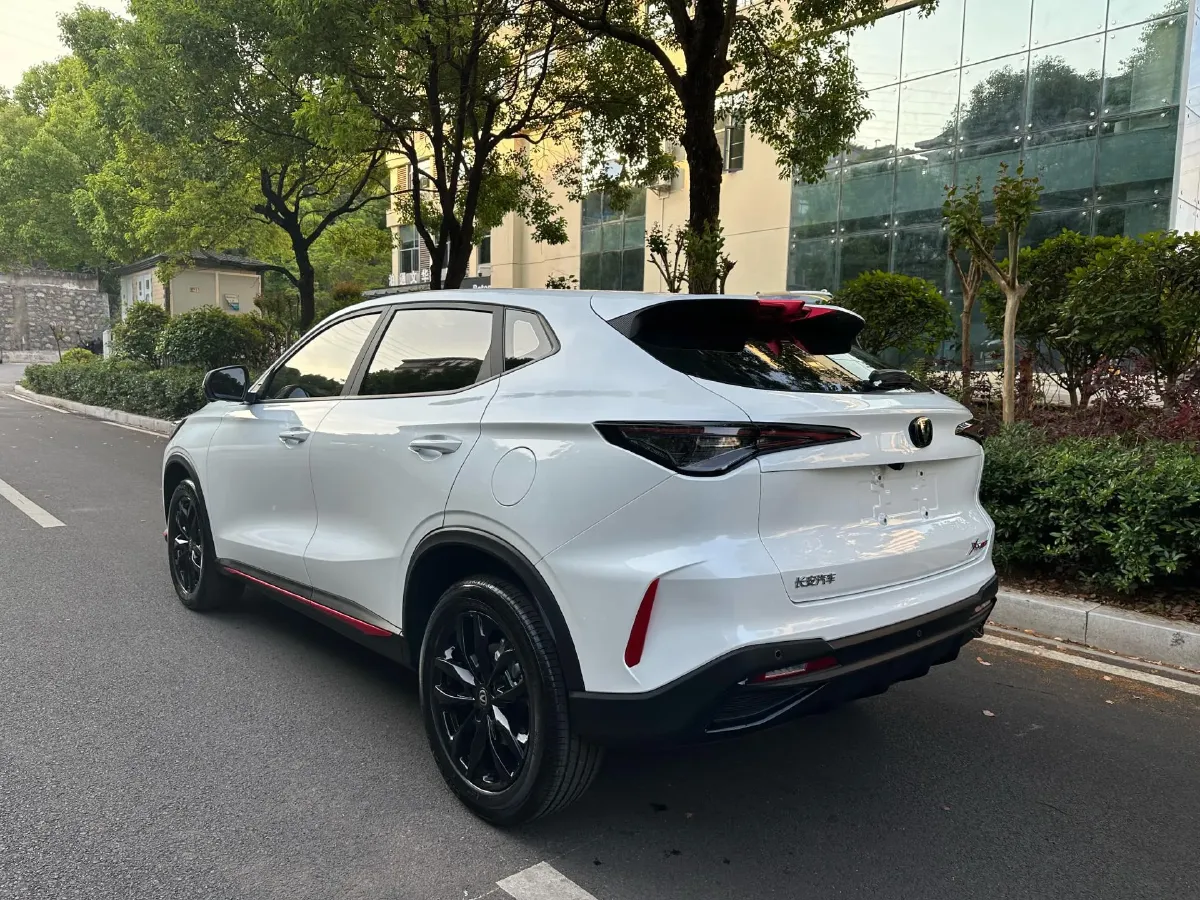 2026 ChangAn X5 PLUS 1.5T 192HP L4 7DCT,autocango,china used car exporter,china ev exporter,chinese used car exporter,chinese used ev exporter