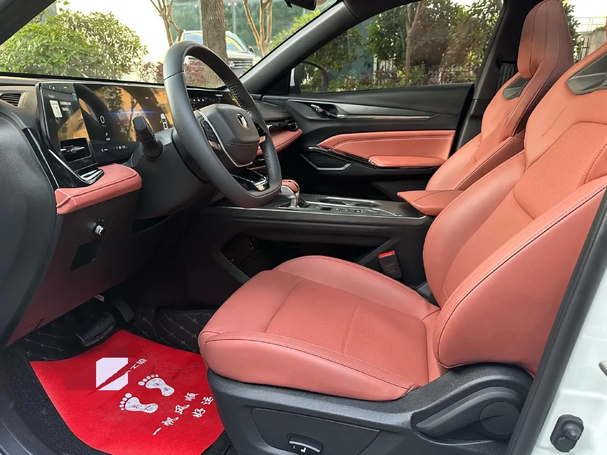 2026 ChangAn X5 PLUS 1.5T 192HP L4 7DCT,autocango,china used car exporter,china ev exporter,chinese used car exporter,chinese used ev exporter
