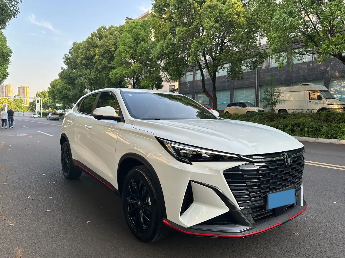 2026 ChangAn X5 PLUS 1.5T 192HP L4 7DCT,autocango,china used car exporter,china ev exporter,chinese used car exporter,chinese used ev exporter