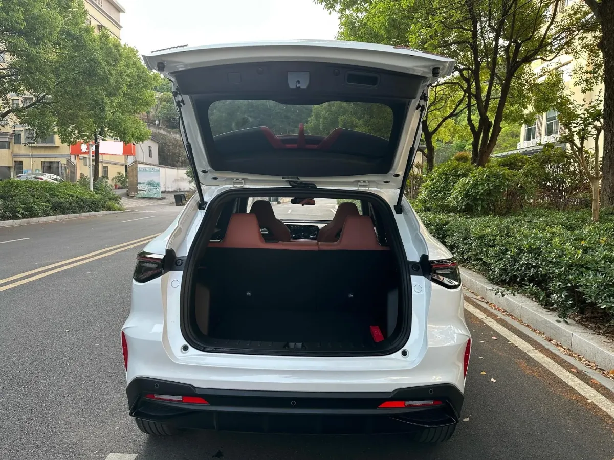 2026 ChangAn X5 PLUS 1.5T 192HP L4 7DCT,autocango,china used car exporter,china ev exporter,chinese used car exporter,chinese used ev exporter