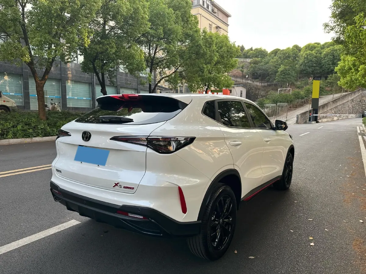 2026 ChangAn X5 PLUS 1.5T 192HP L4 7DCT,autocango,china used car exporter,china ev exporter,chinese used car exporter,chinese used ev exporter