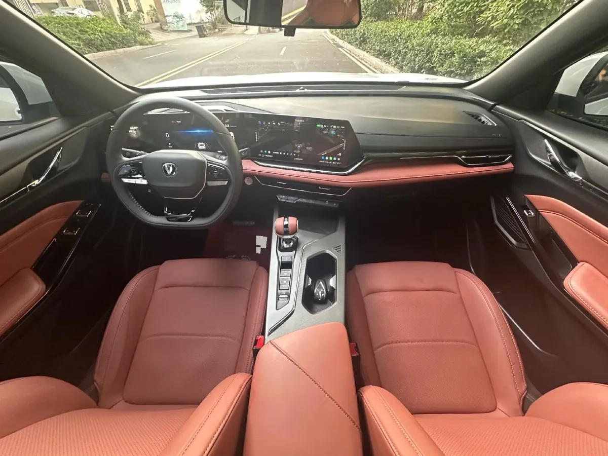 2026 ChangAn X5 PLUS 1.5T 192HP L4 7DCT,autocango,china used car exporter,china ev exporter,chinese used car exporter,chinese used ev exporter