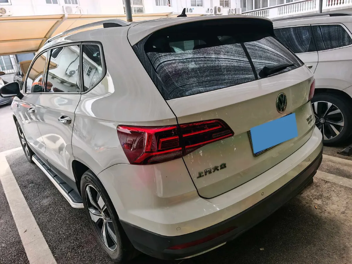2019 MINI MINI 1.5T 102HP L3 7DCT,autocango,china used car exporter,china ev exporter,chinese used car exporter,chinese used ev exporter