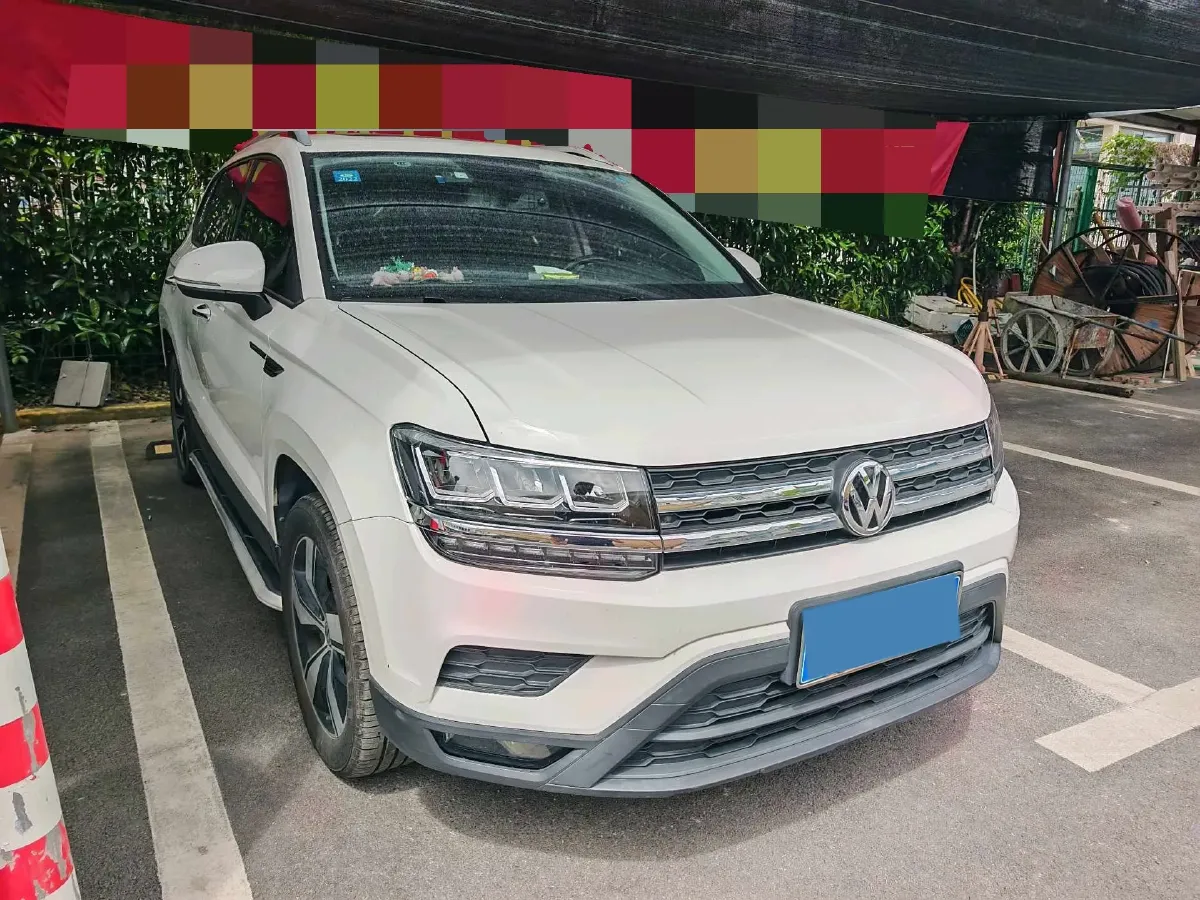 2019 MINI MINI 1.5T 102HP L3 7DCT,autocango,china used car exporter,china ev exporter,chinese used car exporter,chinese used ev exporter