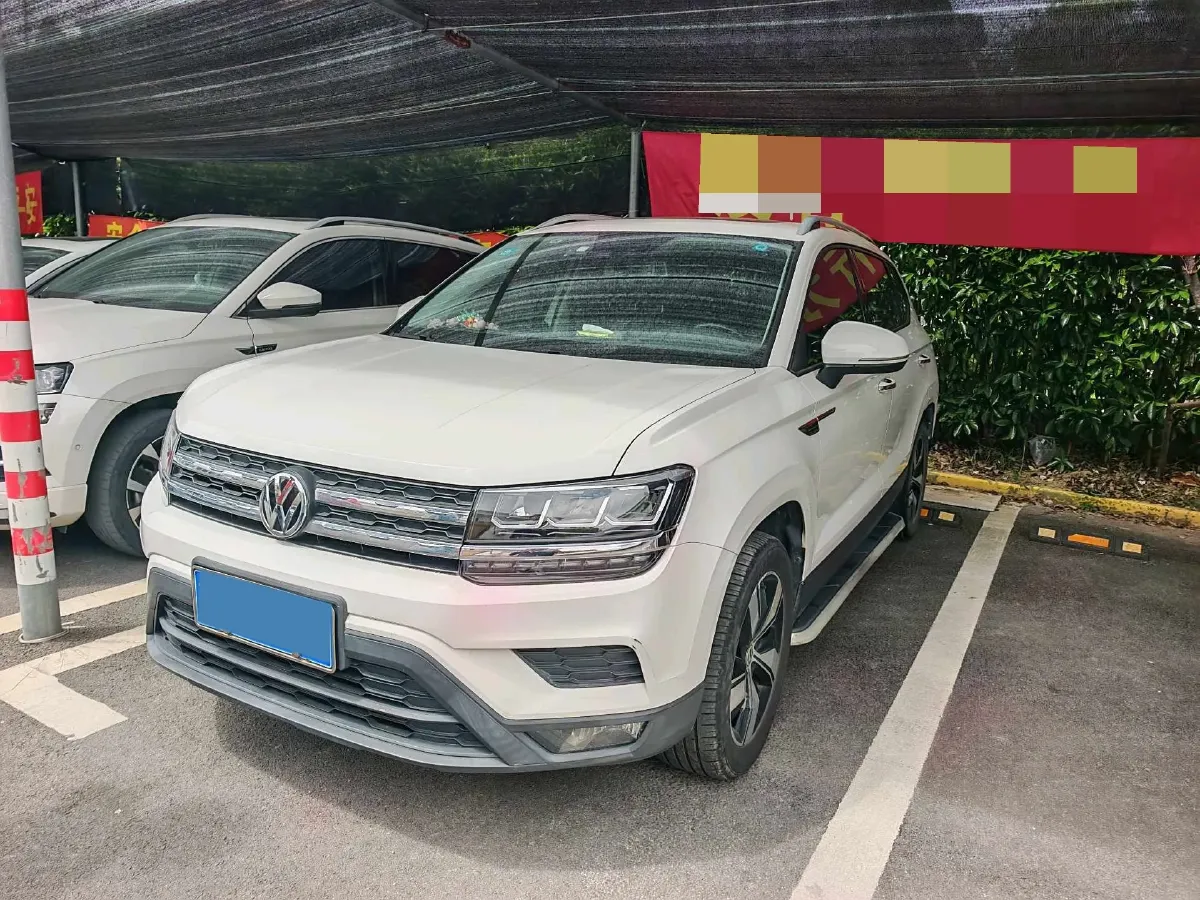 2019 MINI MINI 1.5T 102HP L3 7DCT,autocango,china used car exporter,china ev exporter,chinese used car exporter,chinese used ev exporter