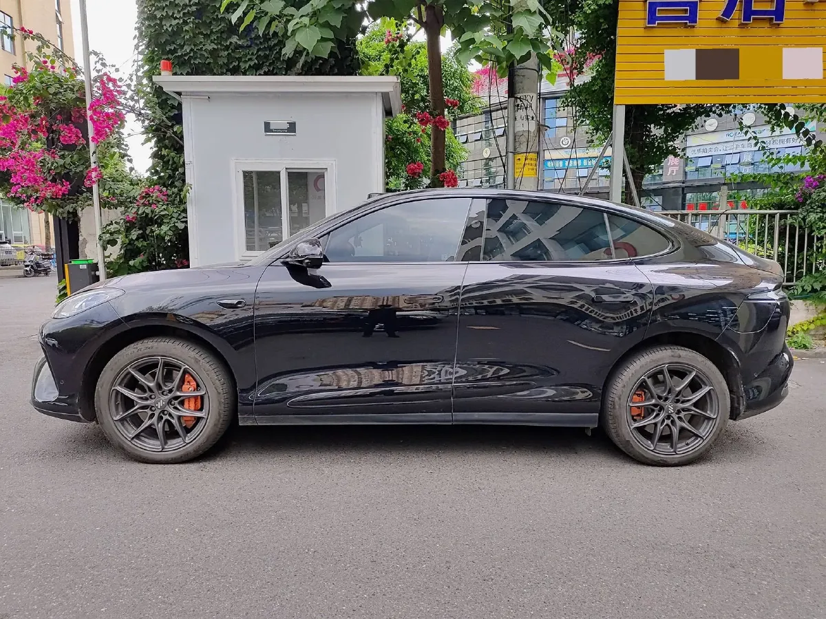 2023 IM LS6 BEV 71KWH,autocango,china used car exporter,china ev exporter,chinese used car exporter,chinese used ev exporter