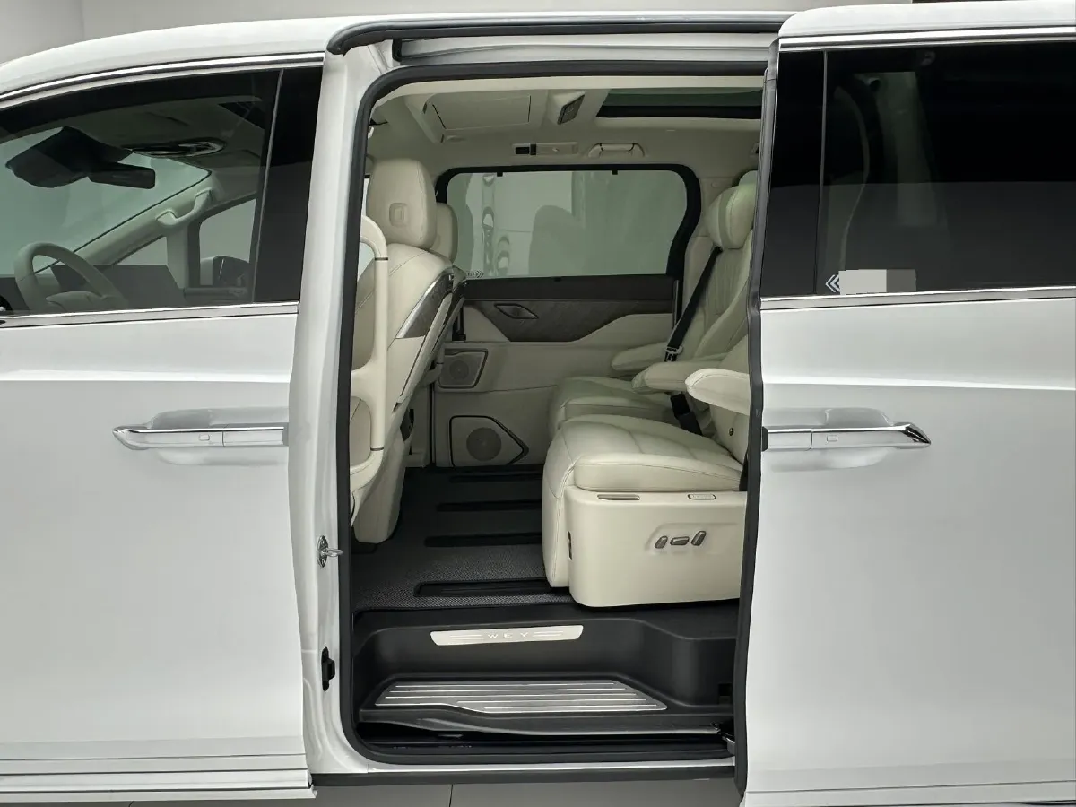 2025 WEY HighMountain 1.5T 170HP L4 4DHT PHEV,autocango,china used car exporter,china ev exporter,chinese used car exporter,chinese used ev exporter