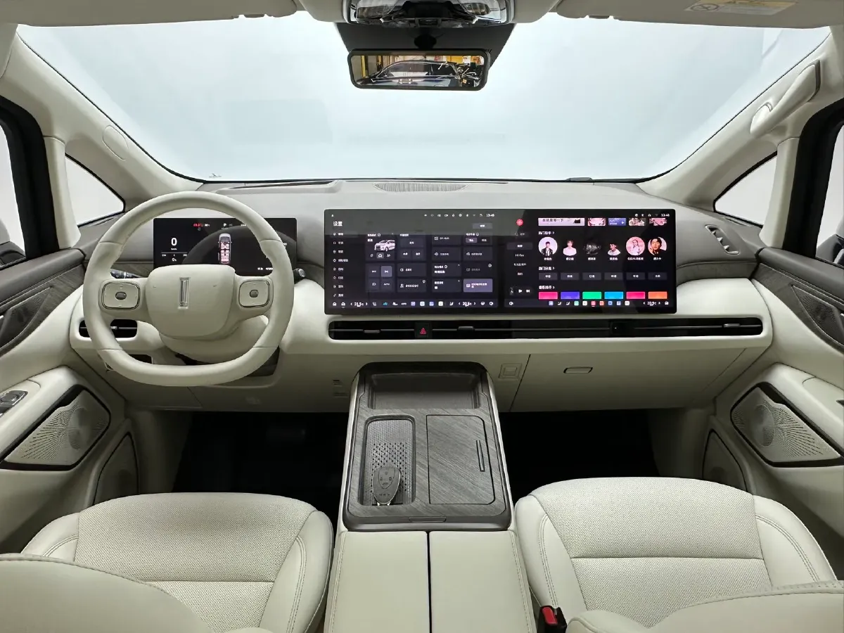 2025 WEY HighMountain 1.5T 170HP L4 4DHT PHEV,autocango,china used car exporter,china ev exporter,chinese used car exporter,chinese used ev exporter