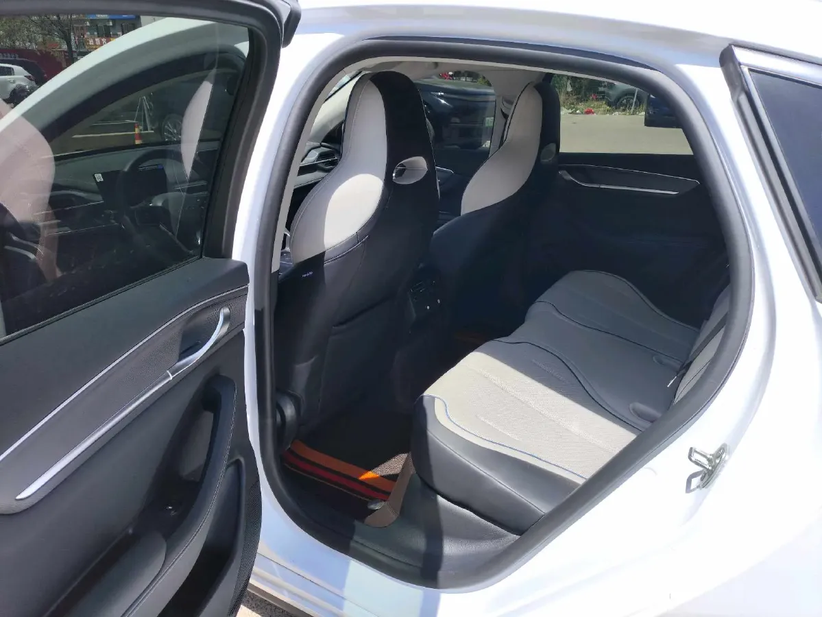 2025 BYD Destroyer 05 1.5L 110HP L4 E-CVT PHEV,autocango,china used car exporter,china ev exporter,chinese used car exporter,chinese used ev exporter