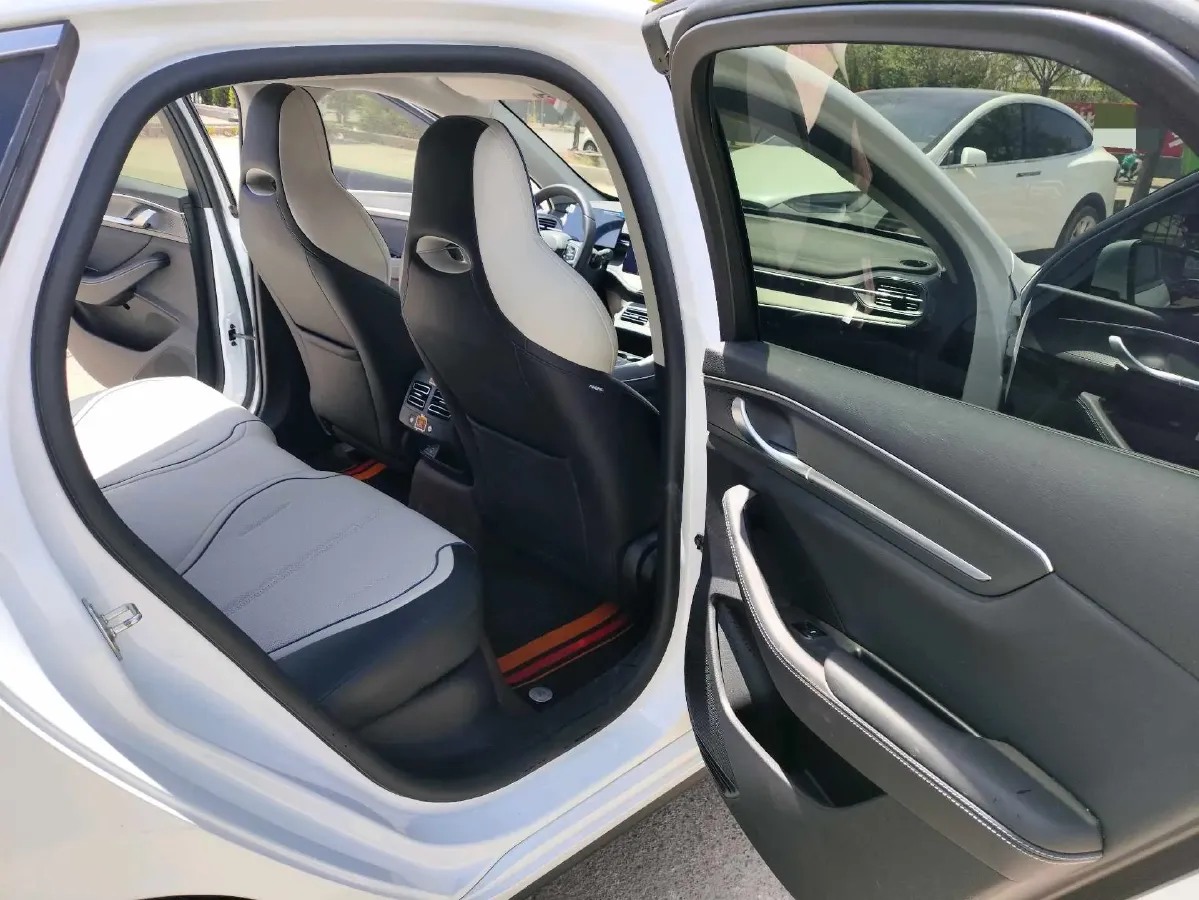 2025 BYD Destroyer 05 1.5L 110HP L4 E-CVT PHEV,autocango,china used car exporter,china ev exporter,chinese used car exporter,chinese used ev exporter